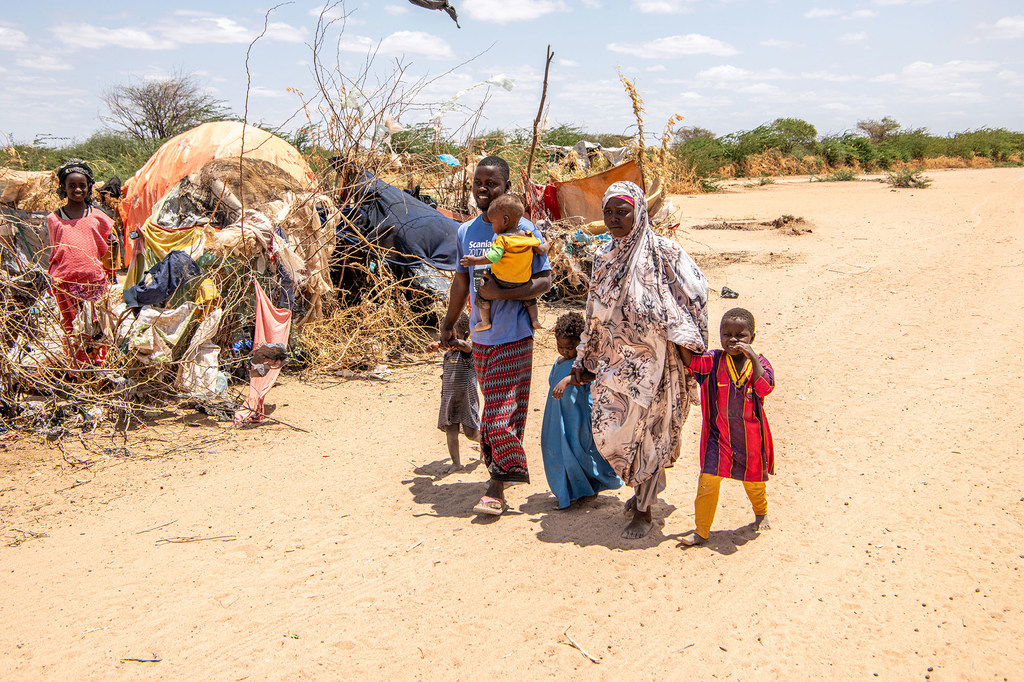 Le Kenya accueille plus de 840.000 réfugiés, principalement dans les camps de Dadaab et de Kakuma.